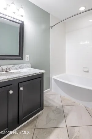 $525,000 | 334 Creekwood Lane, Blounts Creek, NC 27814
