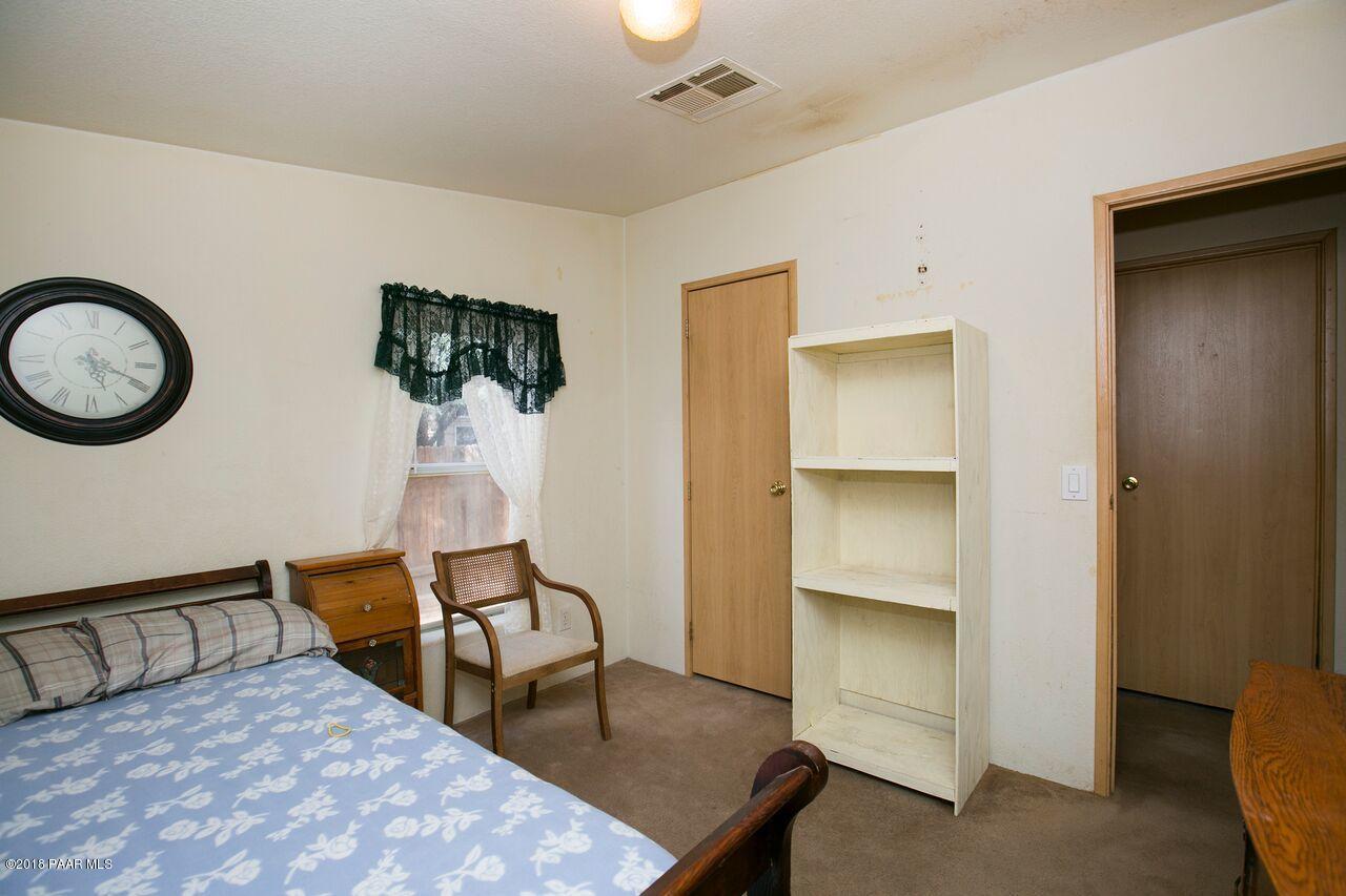 215 Fox Road Chino Valley, AZ 86323 - Photo 11 of 22 Guest Bedroom 1-A