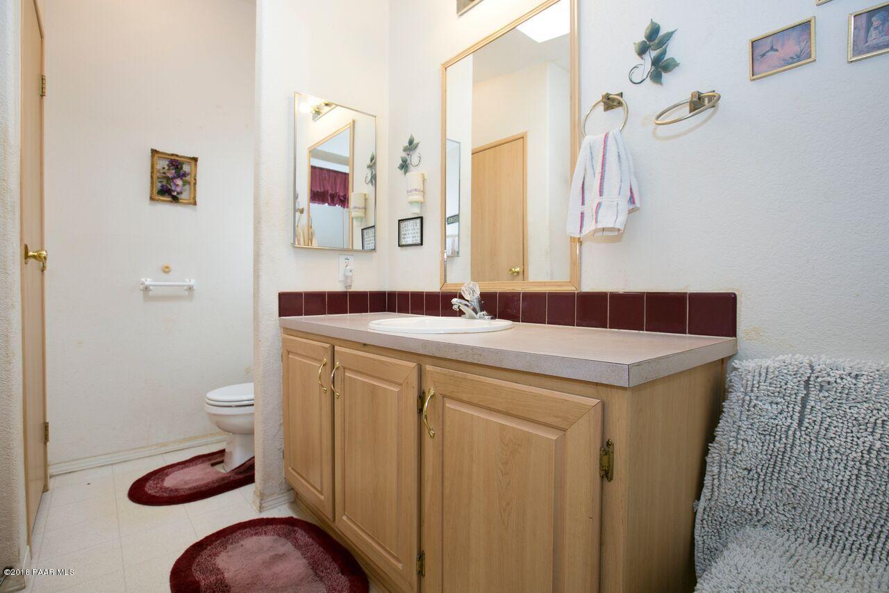 215 Fox Road Chino Valley, AZ 86323 - Photo 19 of 22 Master Bath A