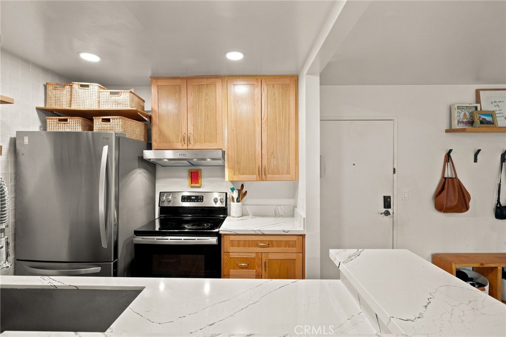 7765 West 91st Street, Unit F2101 Playa del Rey, CA 90293 - Photo 9 of 73
