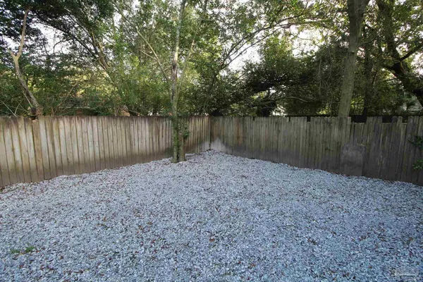 $1,350 | 6322 Harvard Court, Pensacola, FL 32504