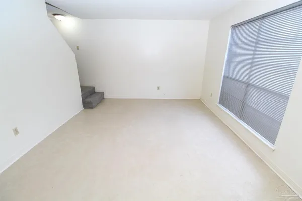 $1,350 | 6322 Harvard Court, Pensacola, FL 32504