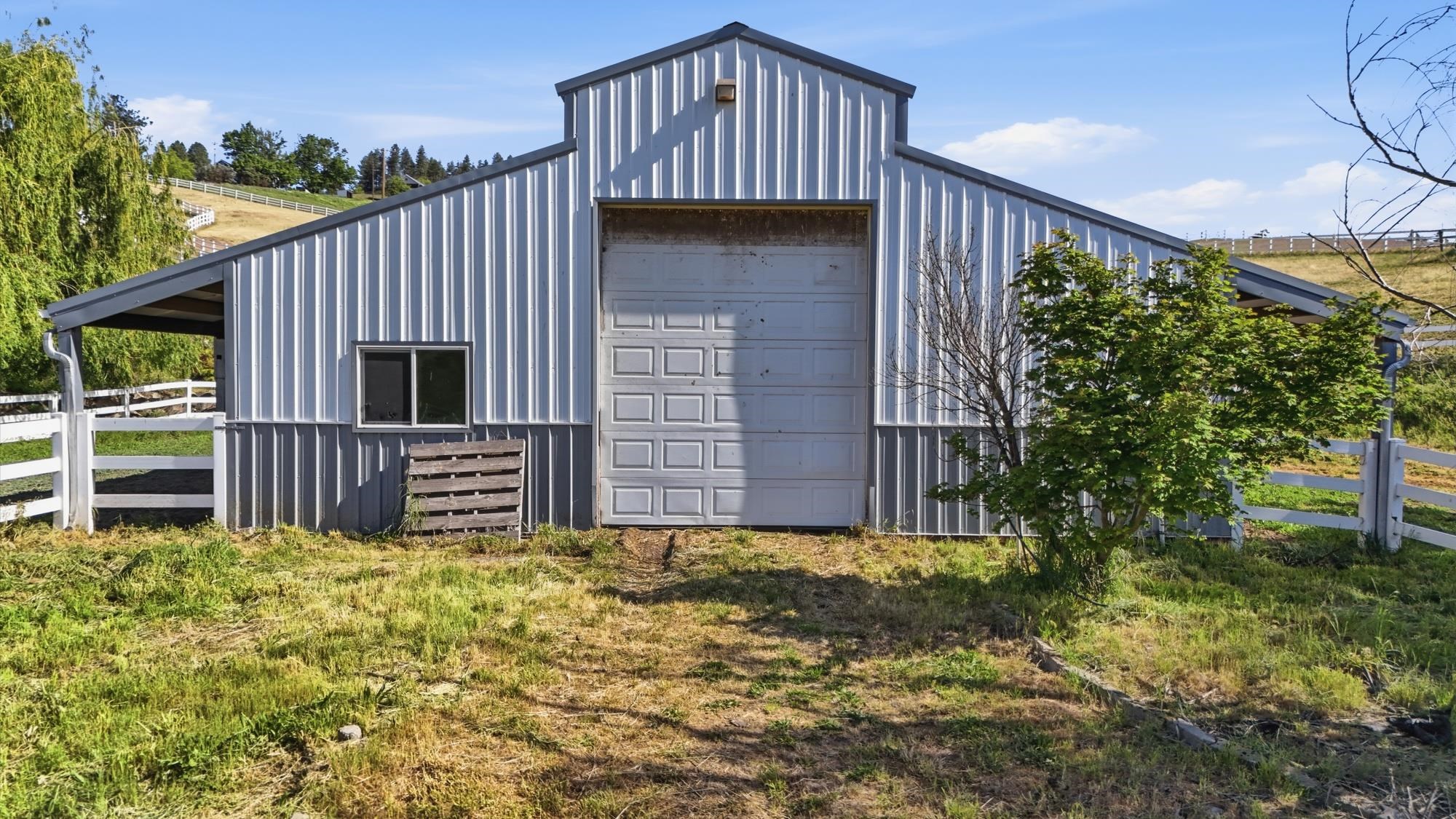 10205 South Sharon Road Spokane, WA 99223 - Photo 8 of 29