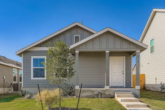$1,620 | 210 Sormonne Loop, Kyle, TX 78640