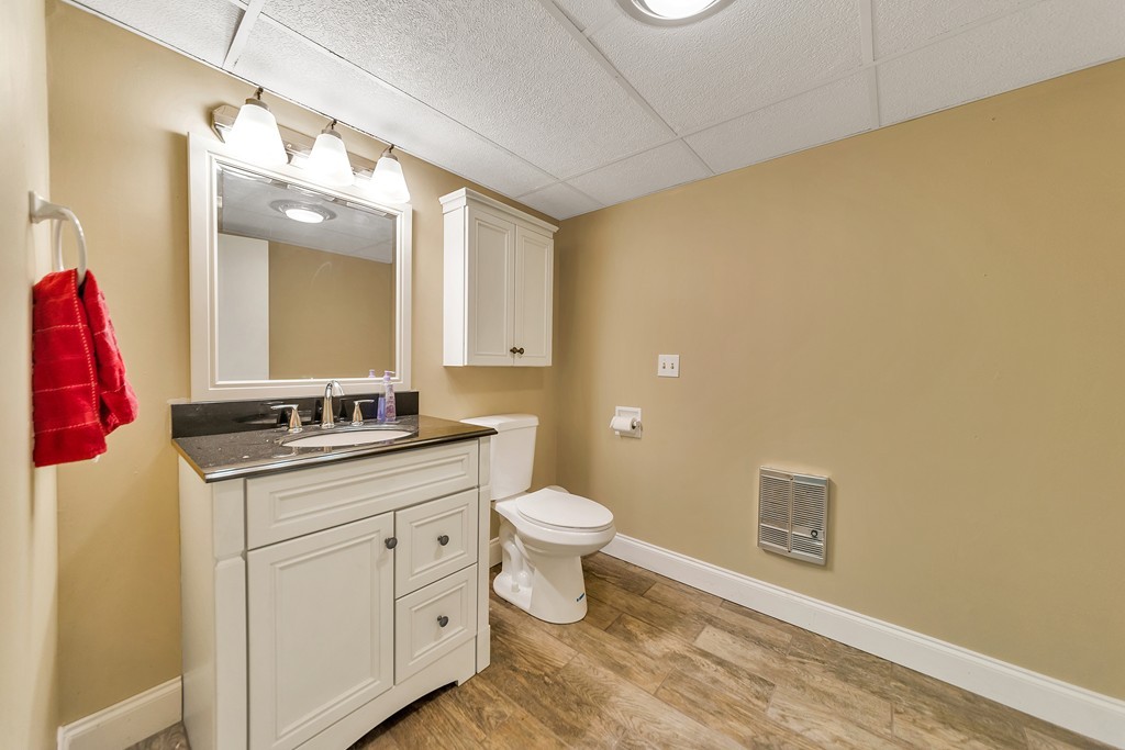 82 Rural Lane East Longmeadow, MA 01028 - Photo 26 of 29 Gallery Image 26