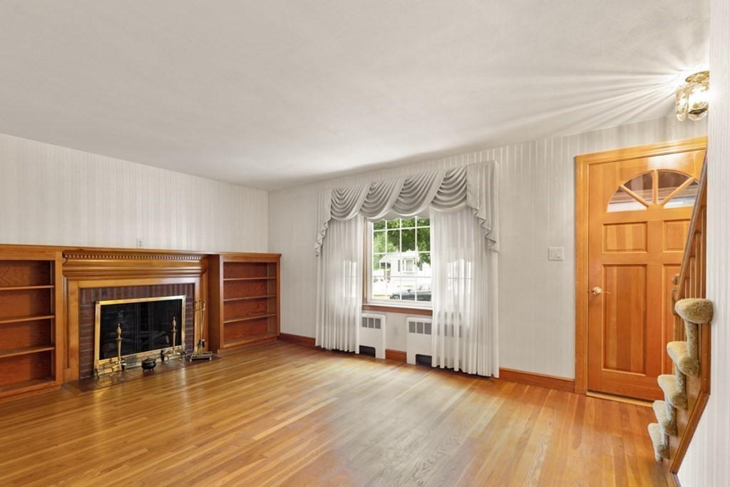 8 Reynolds Road Peabody, MA 01960 - Photo 8 of 34 Gallery Image 8