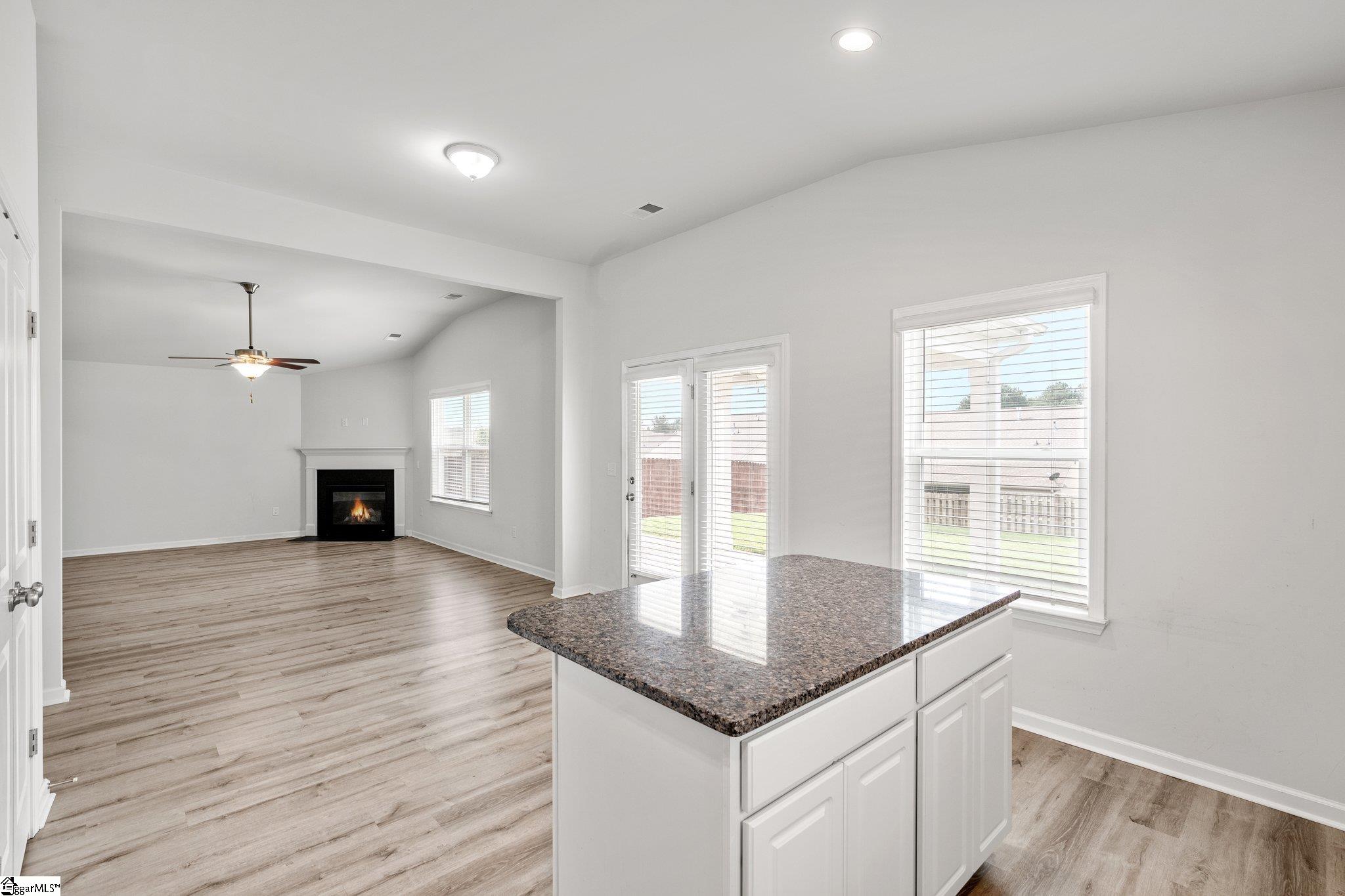 937 Knl Rdg Way Inman, SC 29349 - Photo 11 of 35