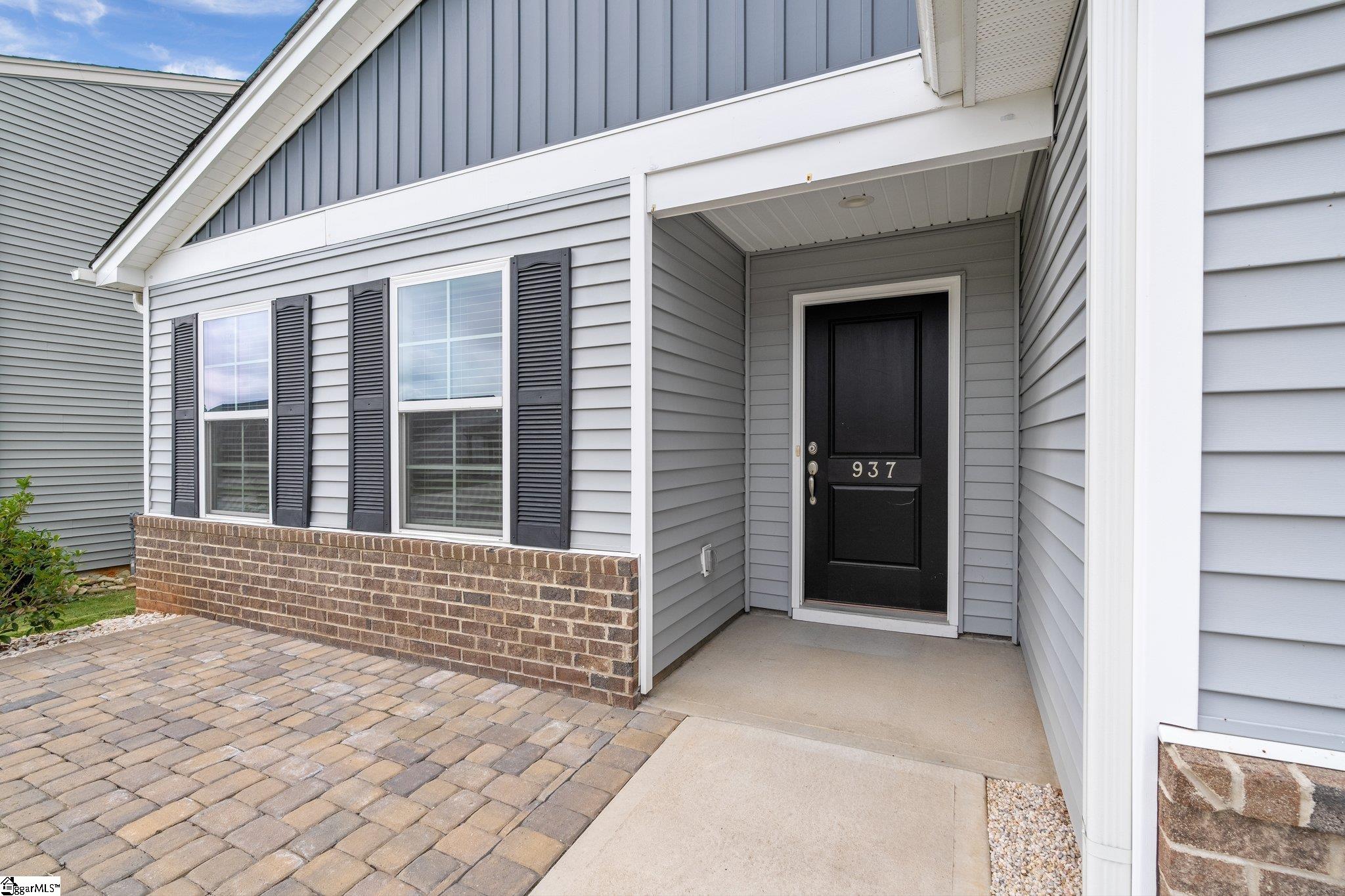 937 Knl Rdg Way Inman, SC 29349 - Photo 2 of 35