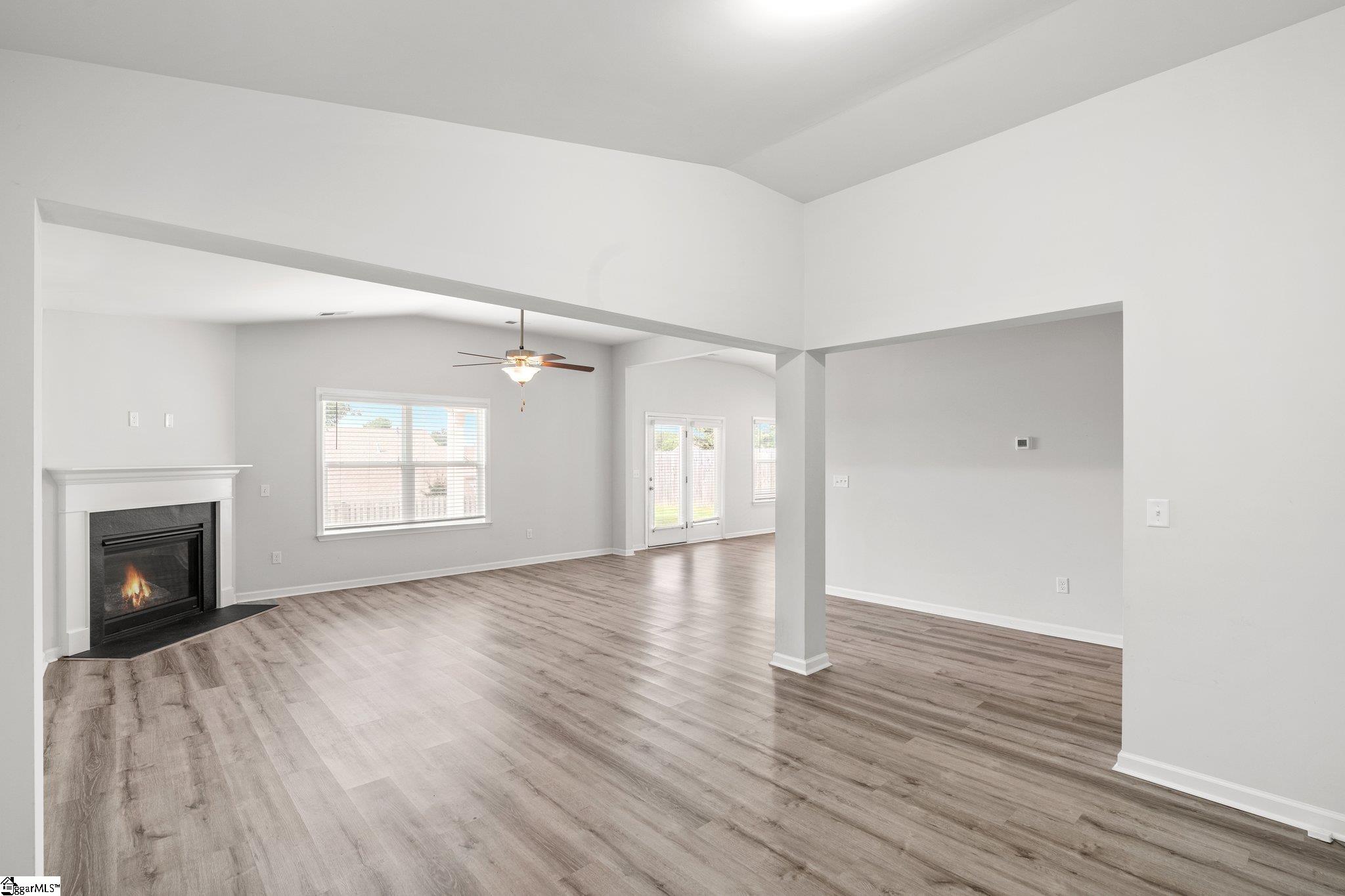 937 Knl Rdg Way Inman, SC 29349 - Photo 4 of 35