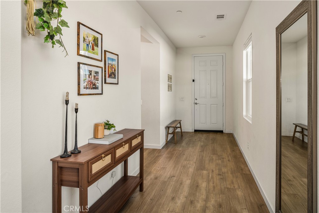 20996 Mountain Gate Drive Riverside, CA 92507 - Photo 8 of 69