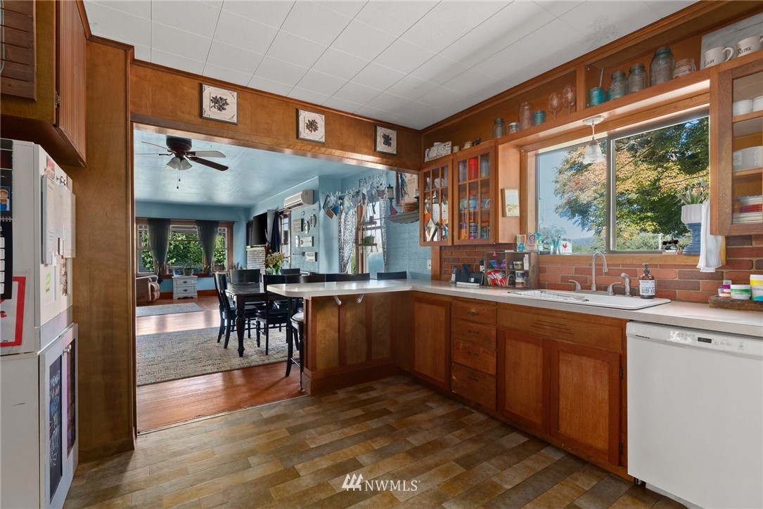 4414 Willapa Road Raymond, WA 98577 - Photo 11 of 24 Gallery Image 11