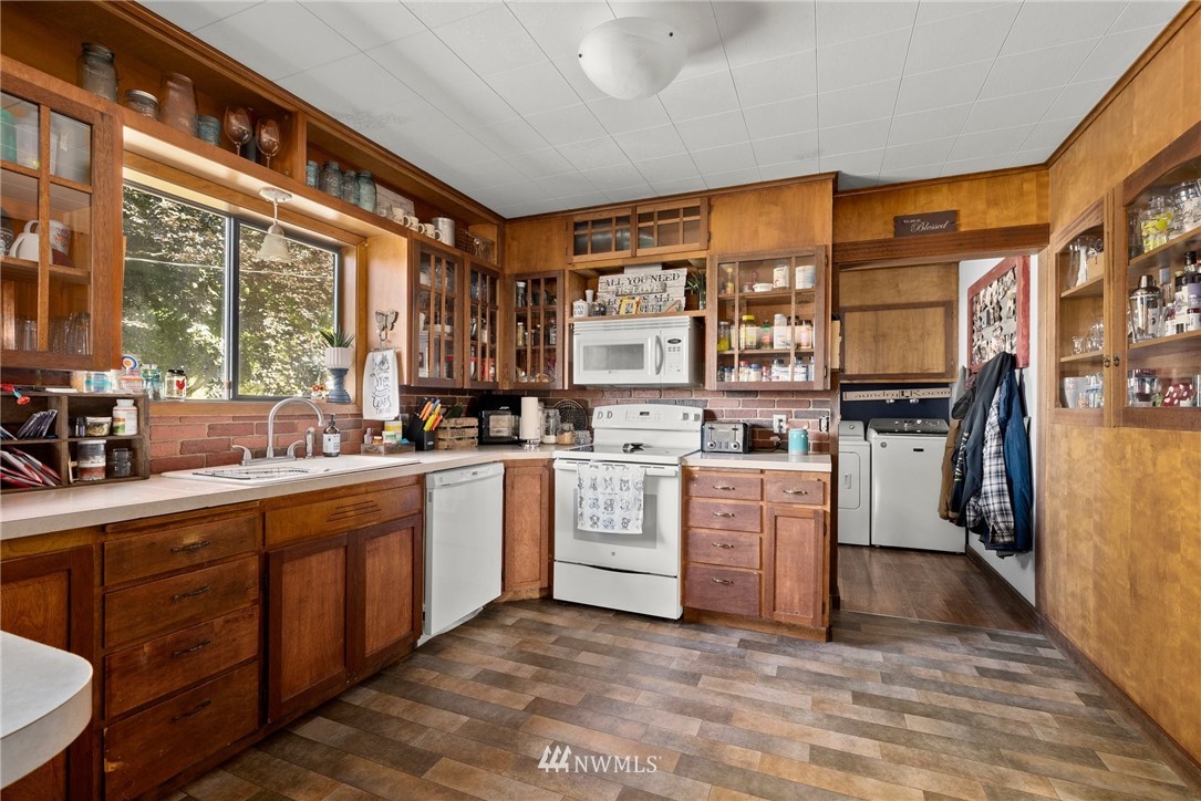 4414 Willapa Road Raymond, WA 98577 - Photo 10 of 24 Gallery Image 10