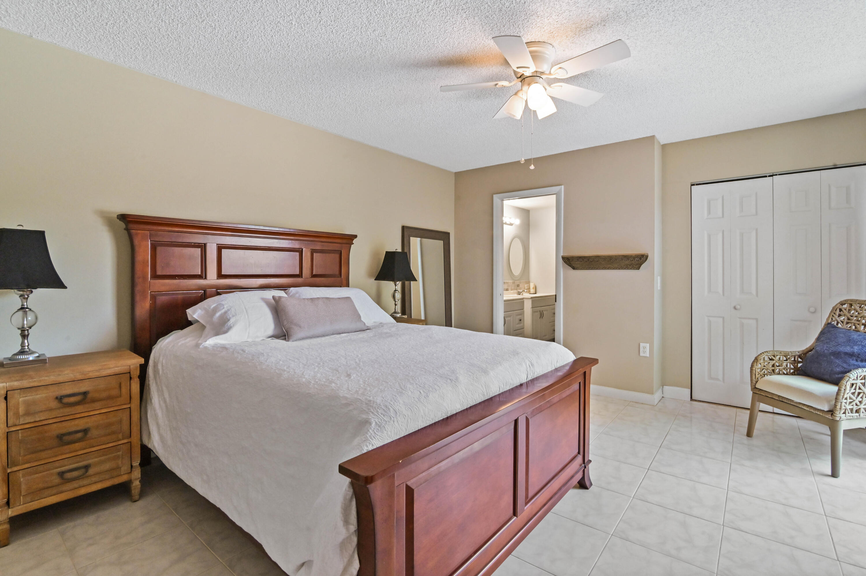 6927 69th Way West Palm Beach, FL 33407 - Photo 14 of 28 18 bedroom 01