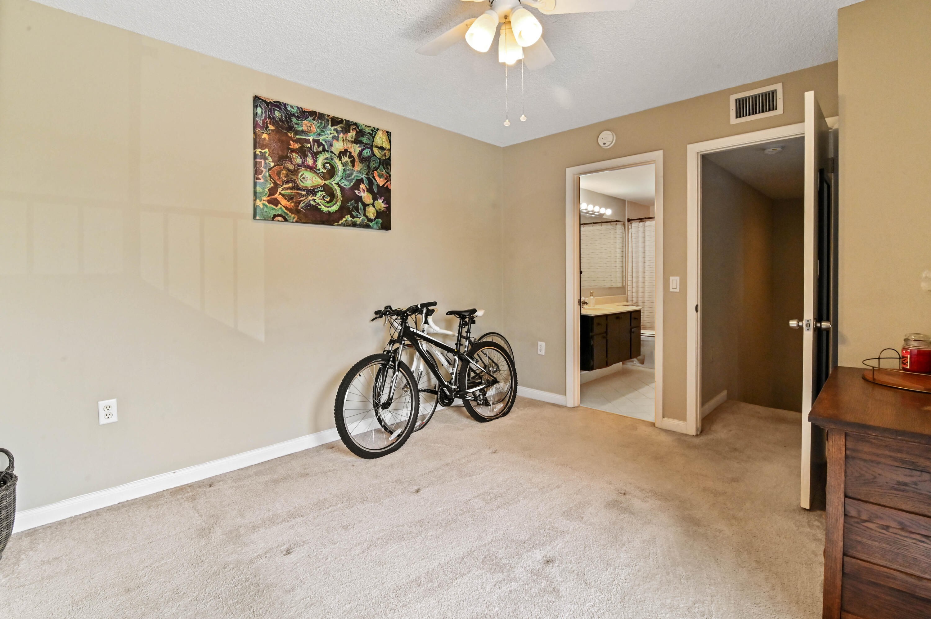 6927 69th Way West Palm Beach, FL 33407 - Photo 19 of 28 16 bedroom 03