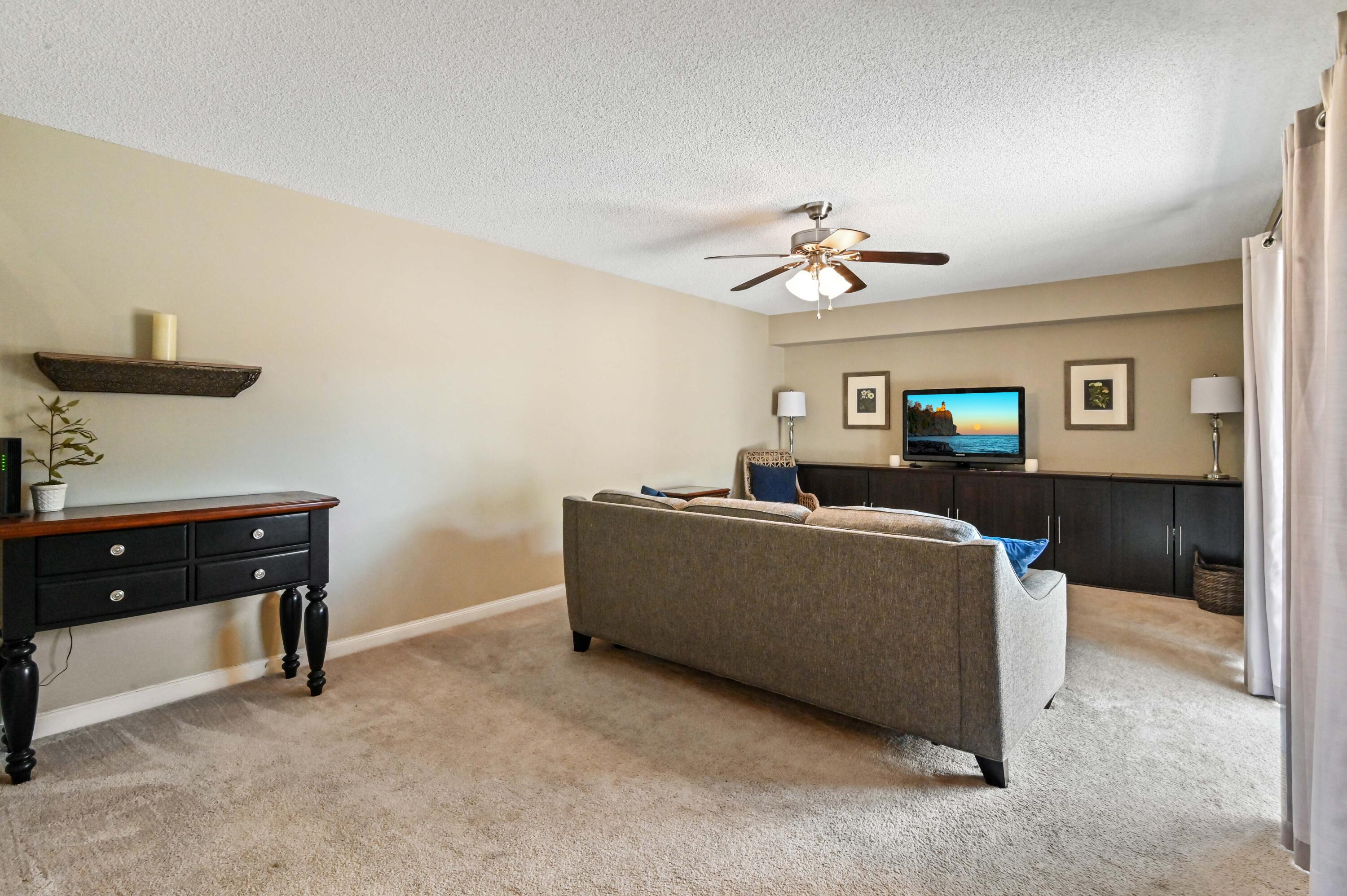 6927 69th Way West Palm Beach, FL 33407 - Photo 9 of 28 06 living room 01