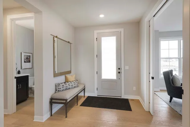 $1,161,800 | 5593 Rolling Hls Parkway, Victoria, MN 55318