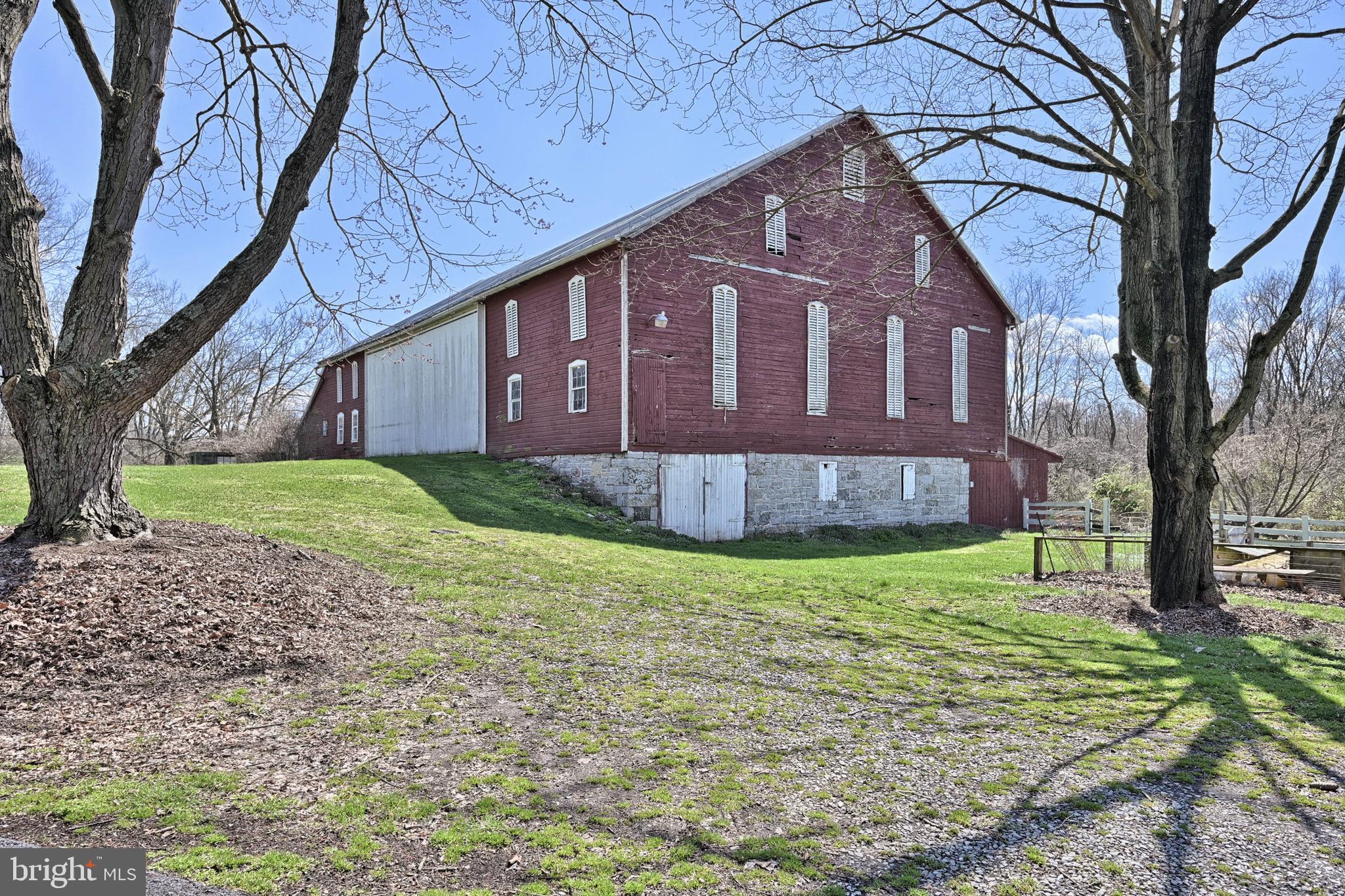 385 Springview Road Carlisle, PA 17015 - Photo 39 of 49