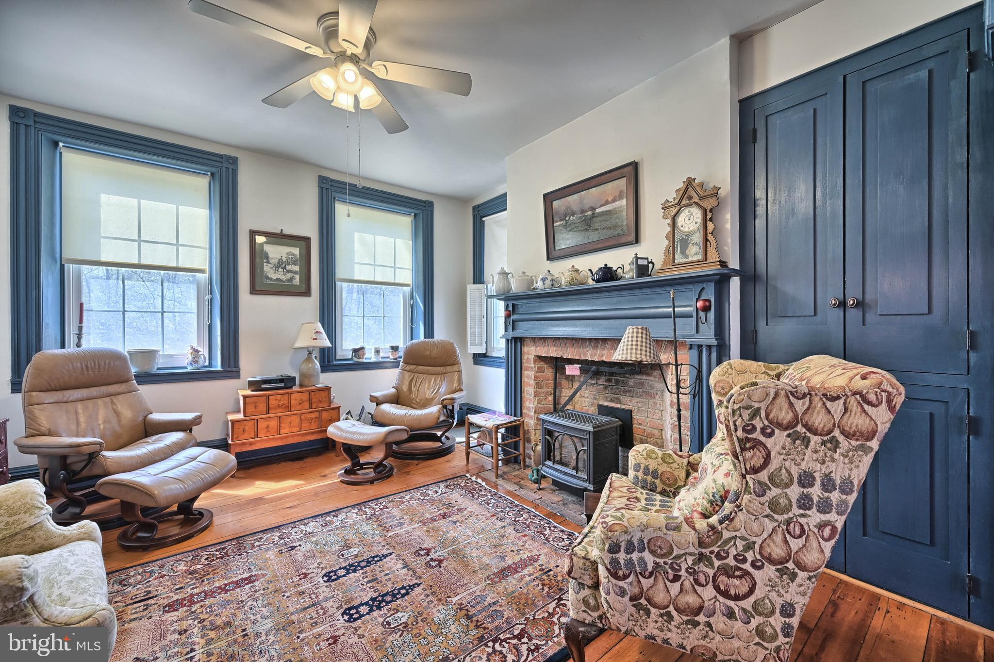 385 Springview Road Carlisle, PA 17015 - Photo 8 of 49