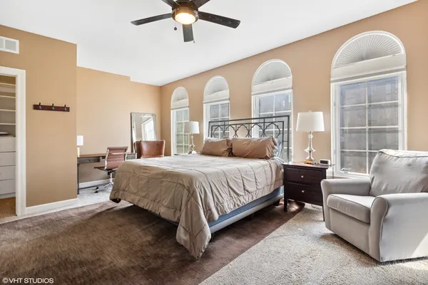 $1,250,000 | 362 West Huron Street, Unit B, Chicago, IL 60654