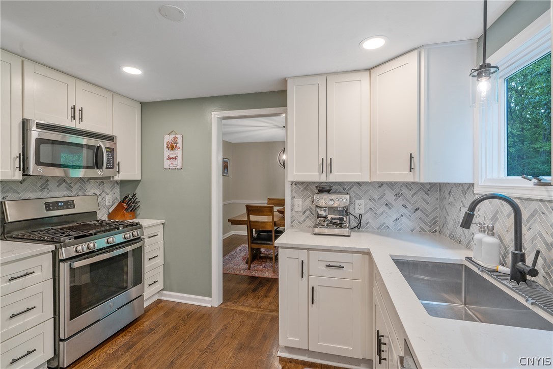 3201 Reston Drive Lysander, NY 13027 - Photo 16 of 44