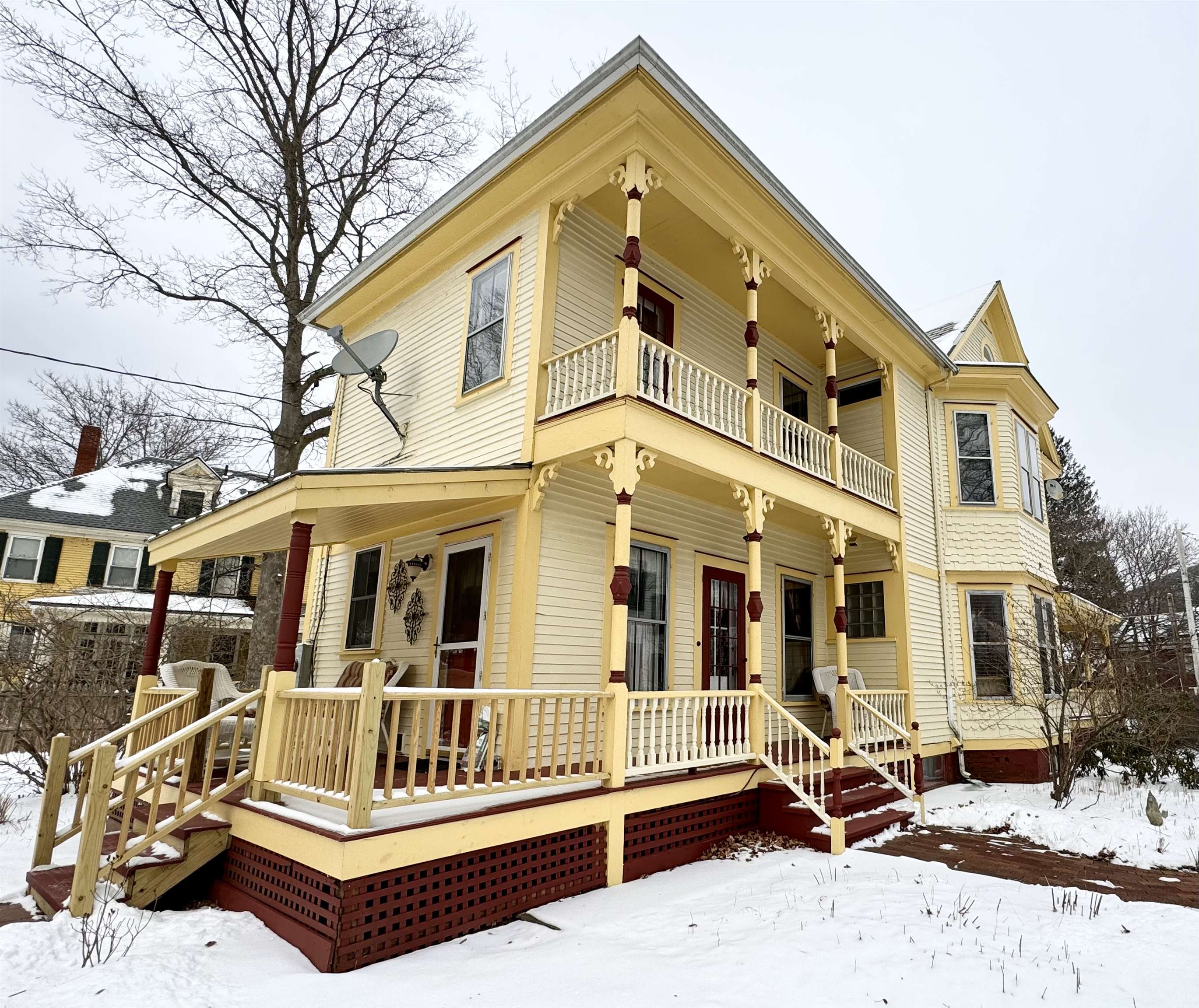 44 Atkinson Street Rockingham, VT 05101 - Photo 4 of 39