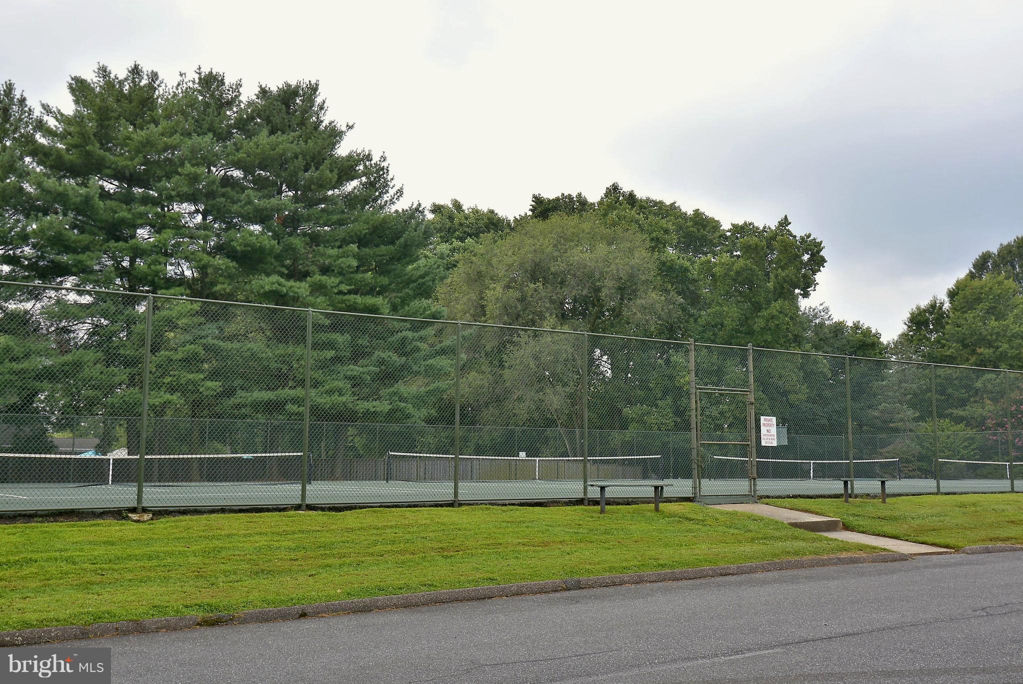 13805 Bonsal Lane Silver Spring, MD 20906 - Photo 20 of 23 Community tennis courts