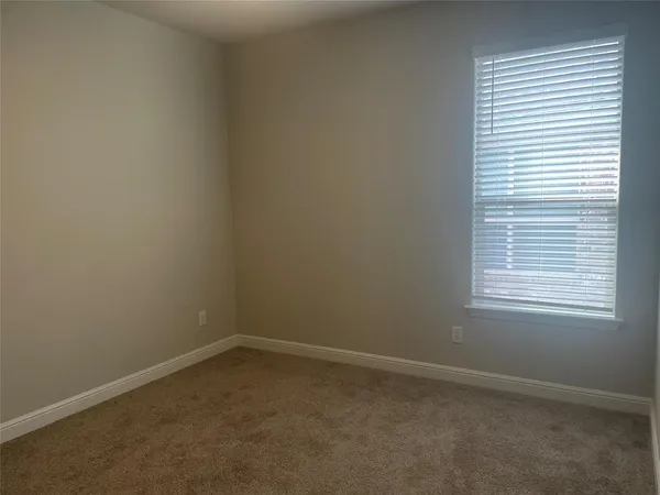 $2,250 | 135 Lunayena Road, Rhome, TX 76078