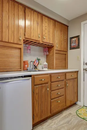 $300,000 | 1411 2nd Avenue, Camanche, IA 52730