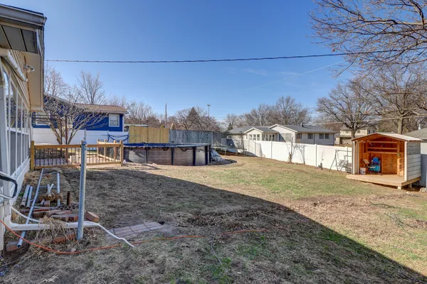 $300,000 | 1411 2nd Avenue, Camanche, IA 52730