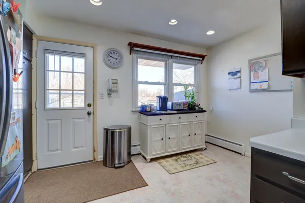 $300,000 | 1411 2nd Avenue, Camanche, IA 52730