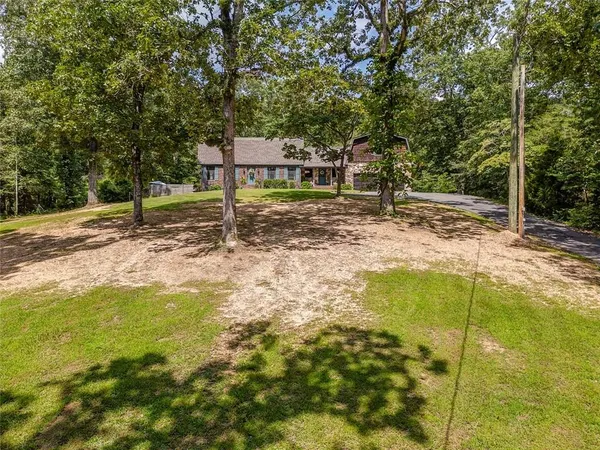 $899,000 | 400 Racehorse Drive, Summerville, GA 30747