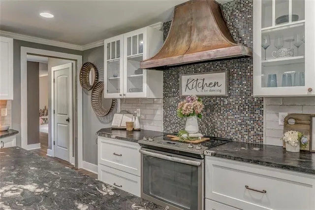 $899,000 | 400 Racehorse Drive, Summerville, GA 30747