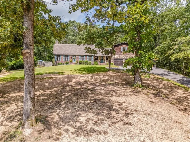 $899,000 | 400 Racehorse Drive, Summerville, GA 30747