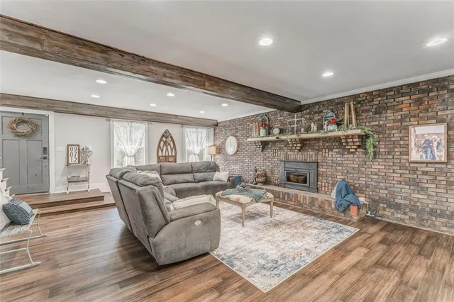 $899,000 | 400 Racehorse Drive, Summerville, GA 30747