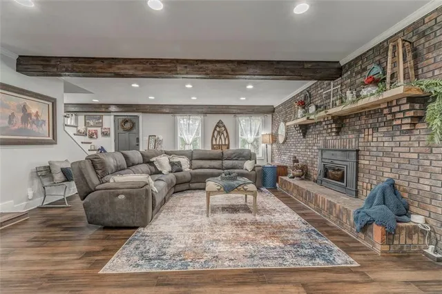 $899,000 | 400 Racehorse Drive, Summerville, GA 30747