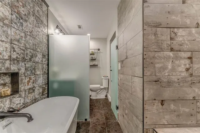 $899,000 | 400 Racehorse Drive, Summerville, GA 30747