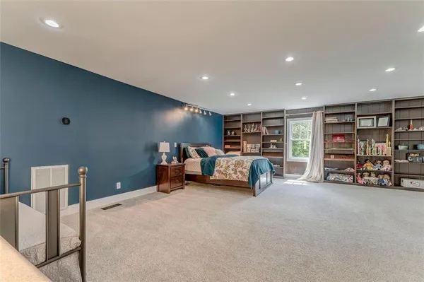 $899,000 | 400 Racehorse Drive, Summerville, GA 30747