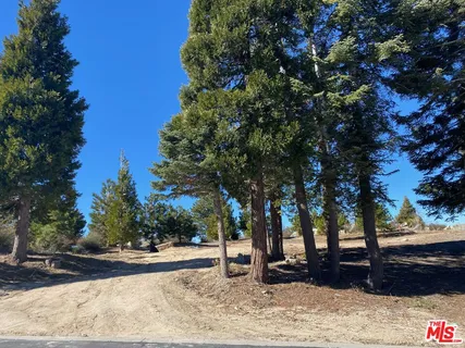 $249,999 | 196 Mill Pond Road, Lake Arrowhead, CA 92352
