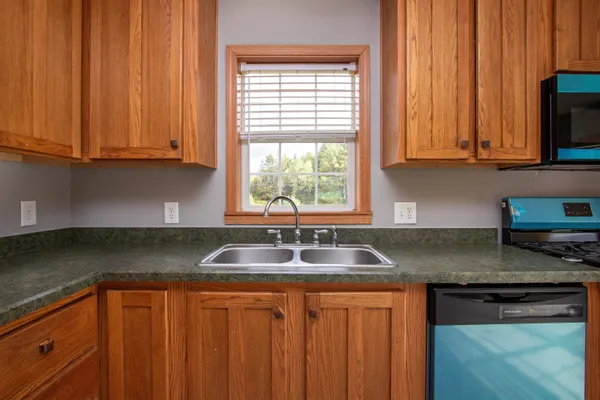 $289,000 | 16 Deer Creek Lane, St. Johnsbury, VT 05819
