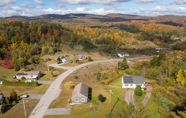 $289,000 | 16 Deer Creek Lane, St. Johnsbury, VT 05819