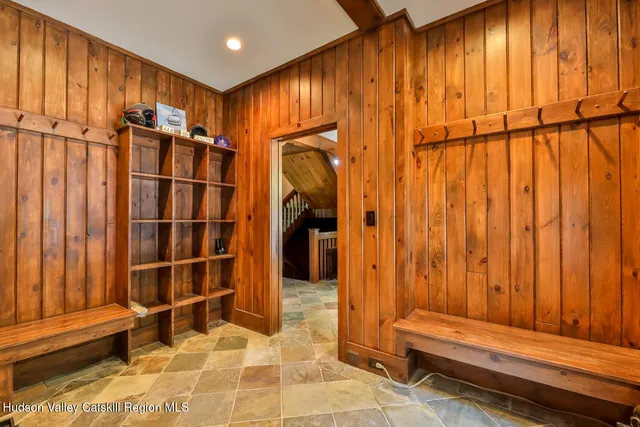 a view of entryway with stairs