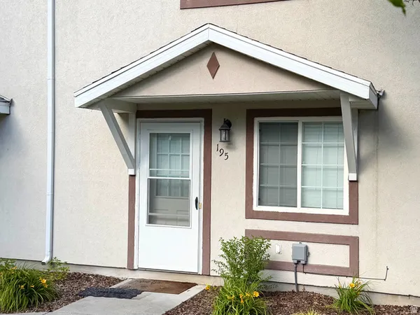 $272,500 | 195 Stirling Place, Logan, UT 84341