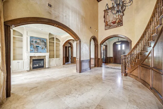$2,995,000 | 5303 Longmont Drive, Houston, TX 77056
