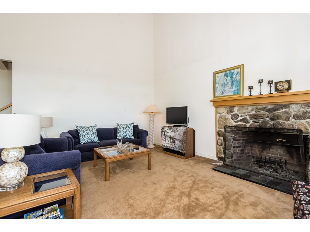 22 Topside Road, Unit 2 Moultonborough, NH 03254 - Photo 5 of 36
