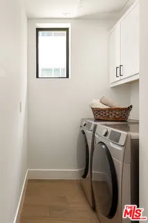 $2,395,000 | 1927 18th Street, Unit C, Santa Monica, CA 90404