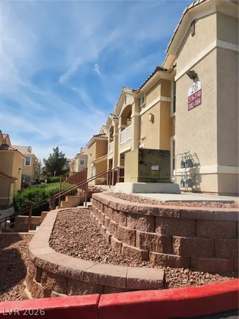 $1,775 | 5855 Valley Drive, Unit 2136, North Las Vegas, NV 89031