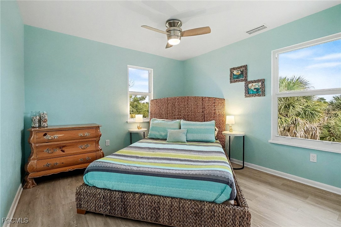 400 Rabbit Road Sanibel, FL 33957 - Photo 12 of 34