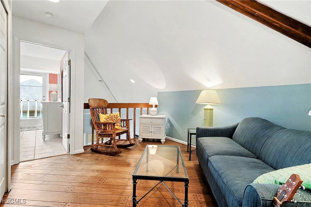 400 Rabbit Road Sanibel, FL 33957 - Photo 18 of 34