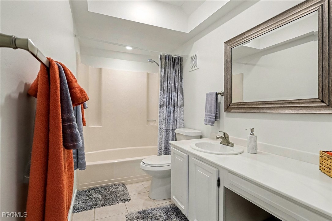 400 Rabbit Road Sanibel, FL 33957 - Photo 21 of 34