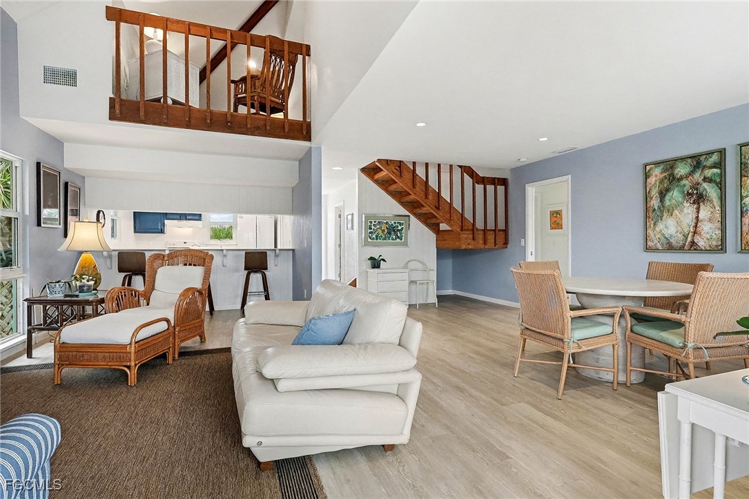 400 Rabbit Road Sanibel, FL 33957 - Photo 5 of 34